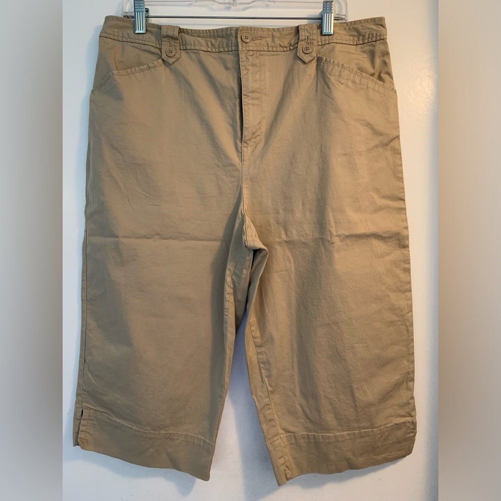 White Stag stretch shorts